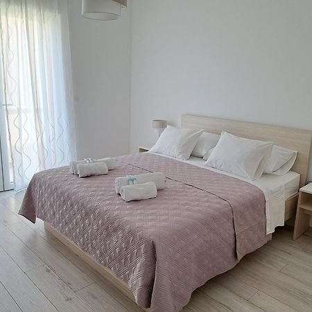 Apartment & Room Ladisic オラサック 部屋 写真