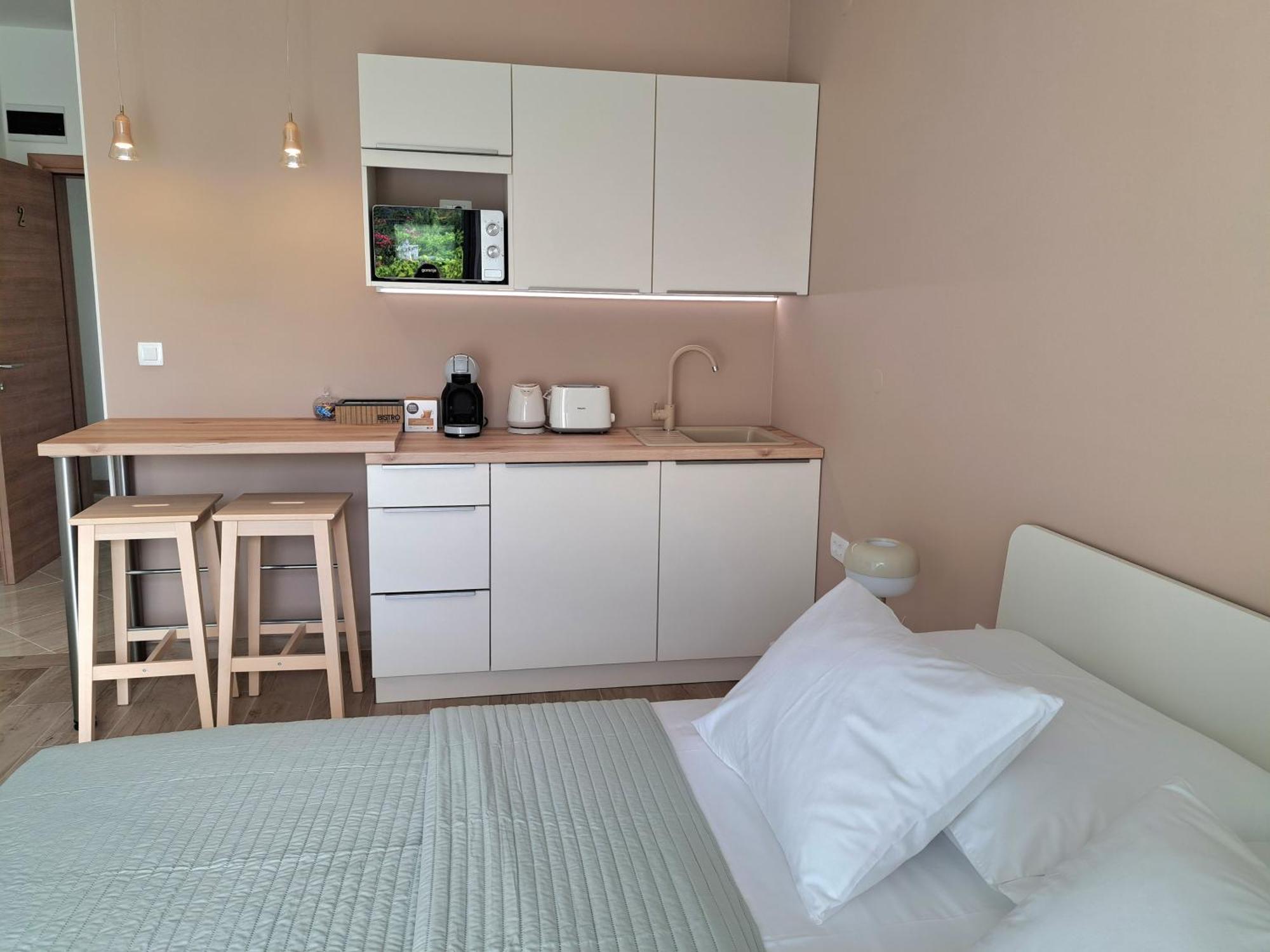 Apartment & Room Ladisic オラサック 部屋 写真