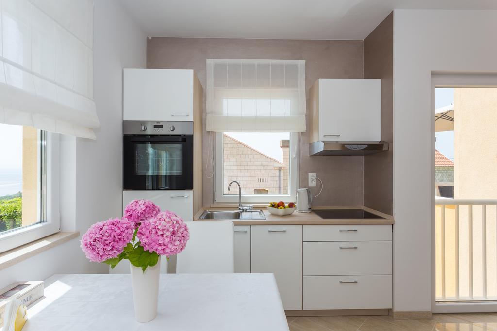 Apartment & Room Ladisic オラサック エクステリア 写真