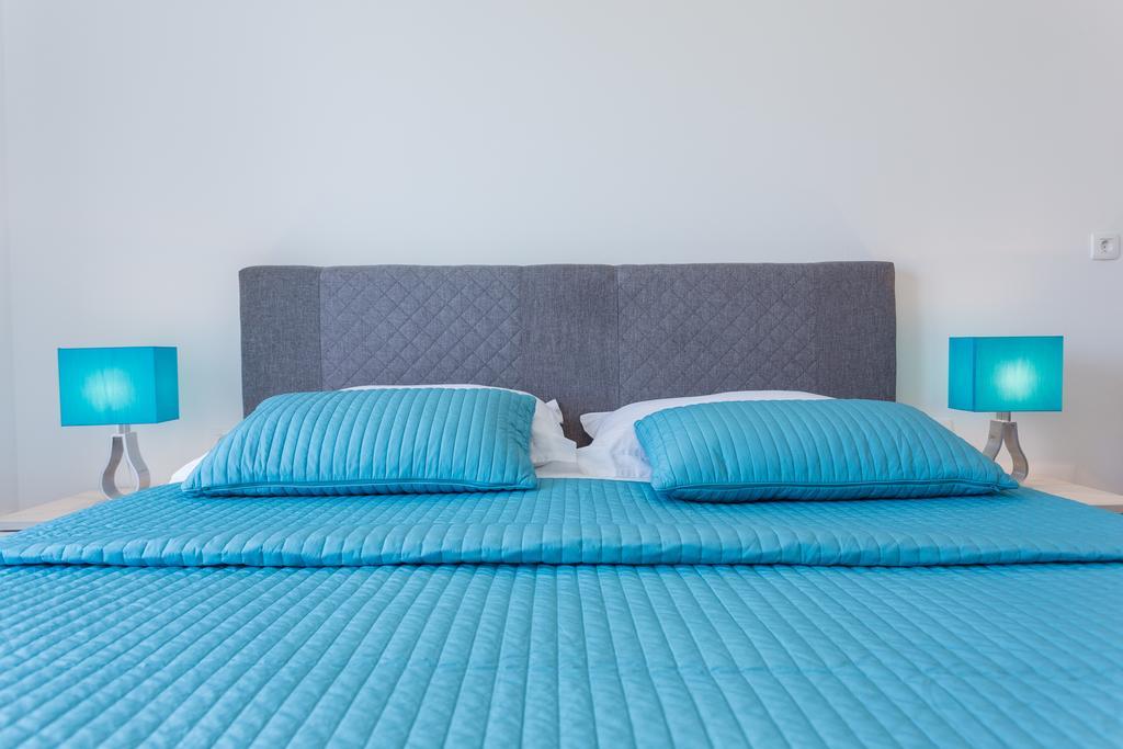 Apartment & Room Ladisic オラサック エクステリア 写真
